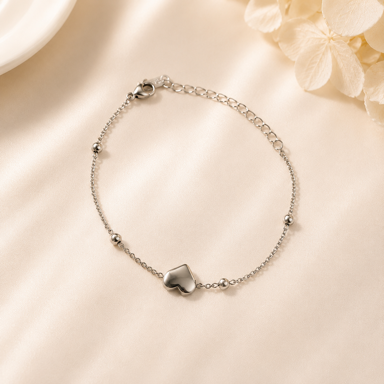 Minimalist Heart Charm Bracelet – Silver Stainless Steel | Adjustable