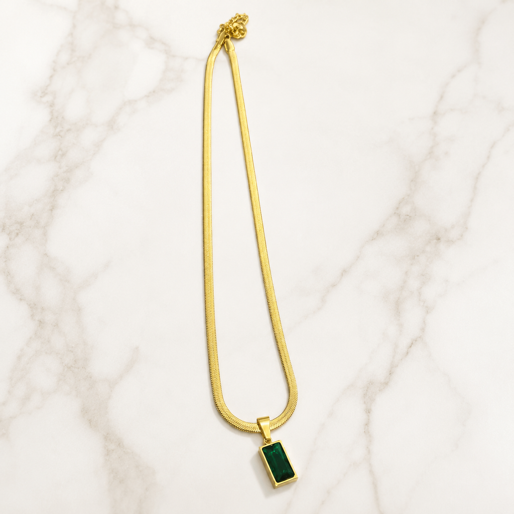 Emerald Luxe Gold Pendant Necklace