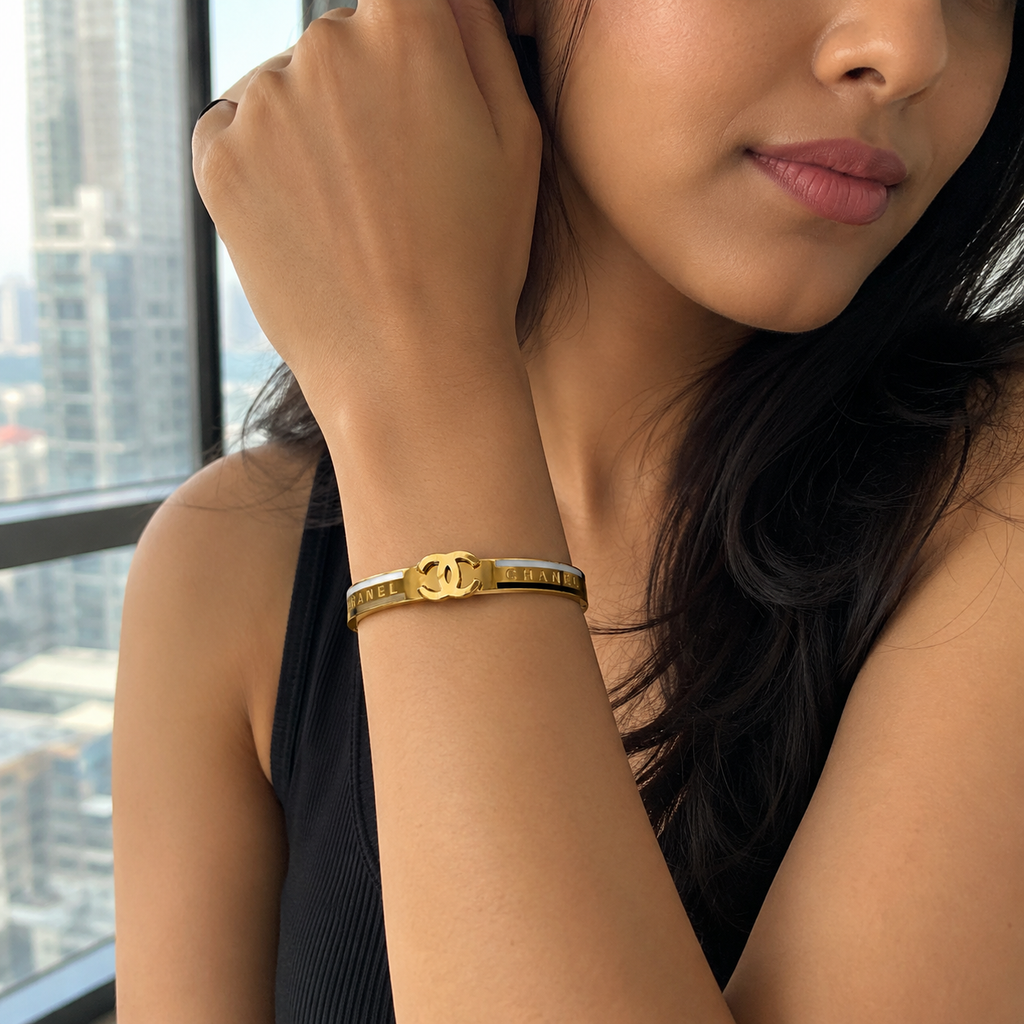 Luxury Gold Double C Bracelet – Elegant Cuff Bangle for Women