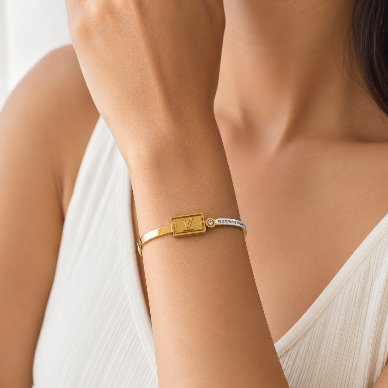 Gold-Tone Crystal Accent Cuff Bracelet – Elegant Minimalist Bangle for Women