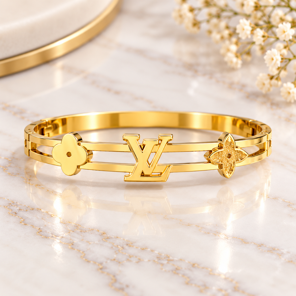 Gold-Tone LV-Inspired Clover Bangle Bracelet – Elegant Statement Jewelry
