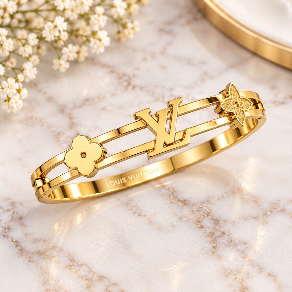 Gold-Tone LV-Inspired Clover Bangle Bracelet – Elegant Statement Jewelry