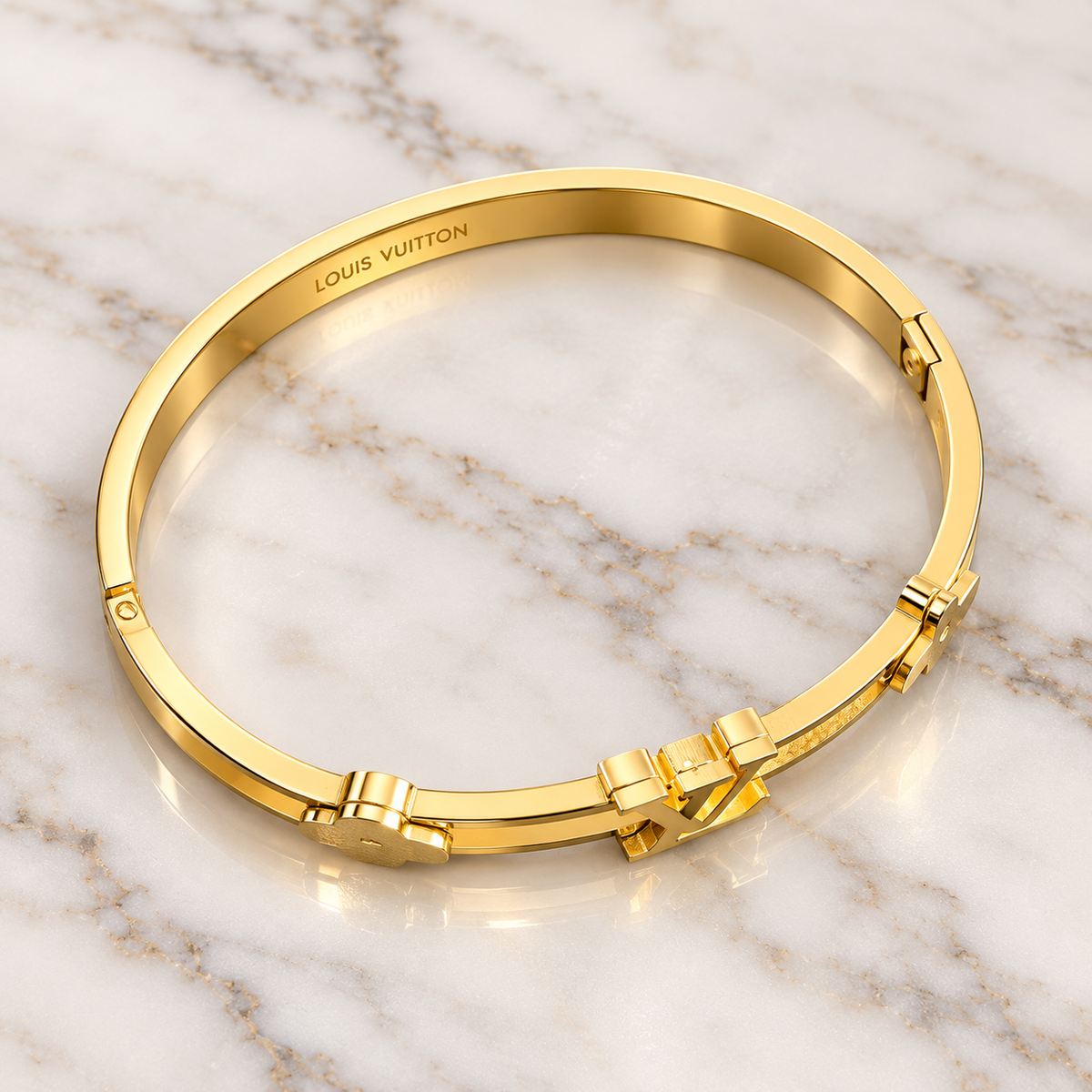 Gold-Tone LV-Inspired Clover Bangle Bracelet – Elegant Statement Jewelry